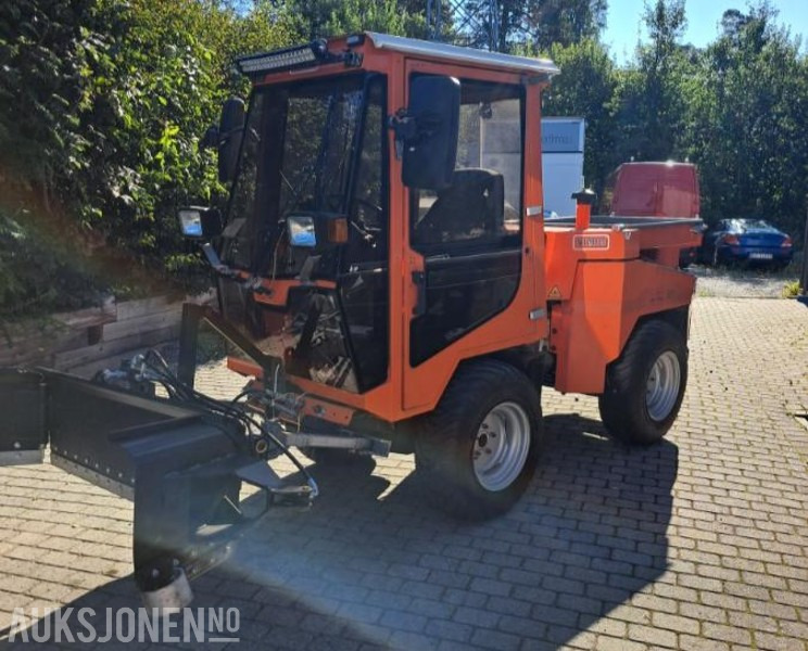 2004 Nimos DM TRAC 501 Redskapsbærer - Komunalno/ Posebno vozilo: slika 1 2004 Nimos DM TRAC 501 Redskapsbærer - Komunalno/ Posebno vozilo: slika 1