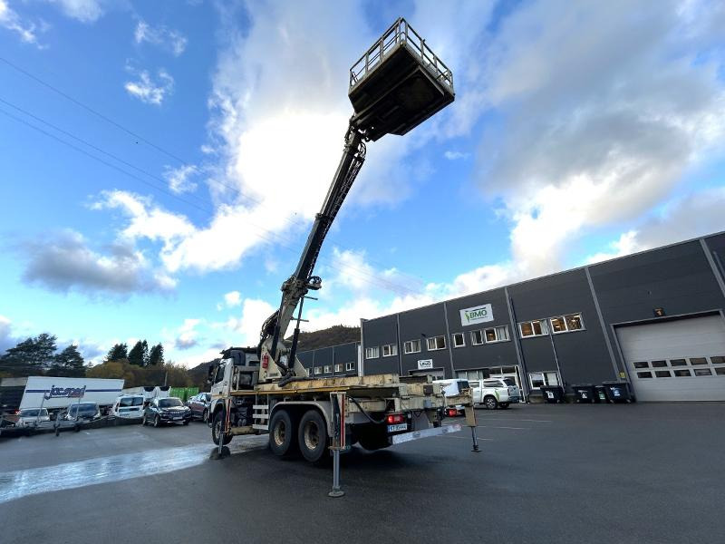 2013 Volvo FMX 370 6X4 med NORMET Esslift 1000 plattform / korg - nylig EU godkjent - Komunalno/ Posebno vozilo: slika 4 2013 Volvo FMX 370 6X4 med NORMET Esslift 1000 plattform / korg - nylig EU godkjent - Komunalno/ Posebno vozilo: slika 4