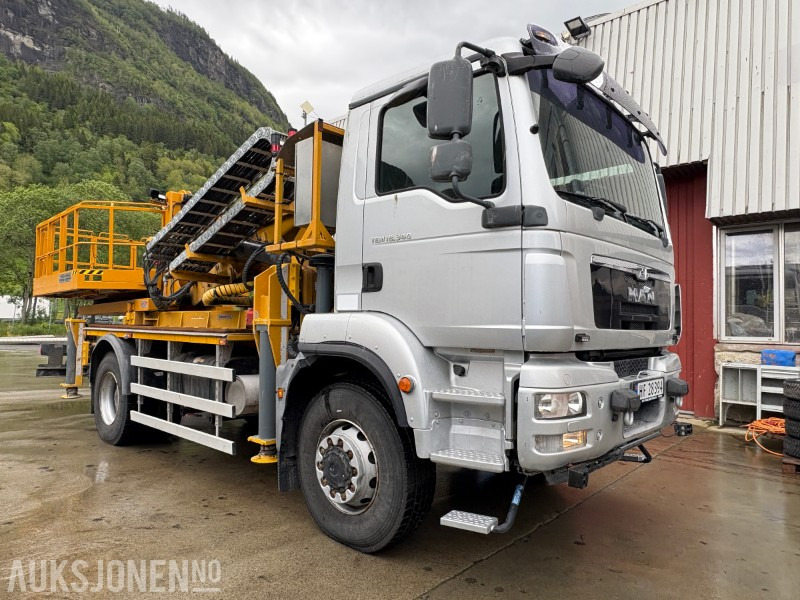 2014 MAN TGM 18.340 Normet Esslift 810 liftbil - 15 888 km - Komunalno/ Posebno vozilo: slika 2 2014 MAN TGM 18.340 Normet Esslift 810 liftbil - 15 888 km - Komunalno/ Posebno vozilo: slika 2