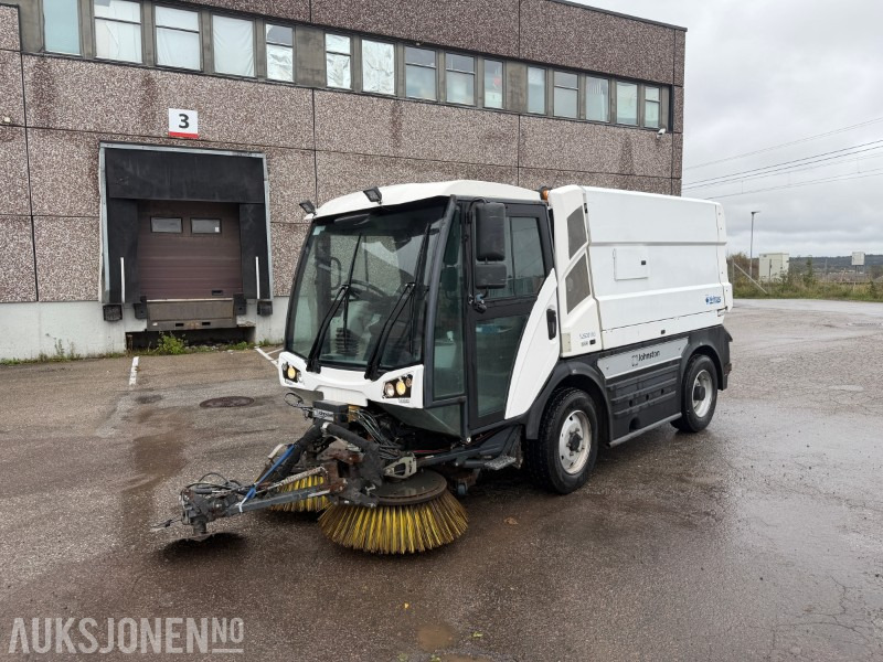2017 JOHNSTON C401 Kompaktfeiemaskin 5,6 m3 - Komunalno/ Posebno vozilo: slika 1 2017 JOHNSTON C401 Kompaktfeiemaskin 5,6 m3 - Komunalno/ Posebno vozilo: slika 1