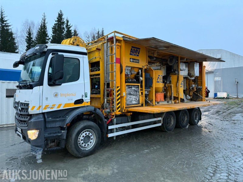 2017 Mercedes-Benz Arocs 3235 8x4, Injeksjonsrigg AMV, EURO 6, påmontert kran - Komunalno/ Posebno vozilo: slika 1 2017 Mercedes-Benz Arocs 3235 8x4, Injeksjonsrigg AMV, EURO 6, påmontert kran - Komunalno/ Posebno vozilo: slika 1