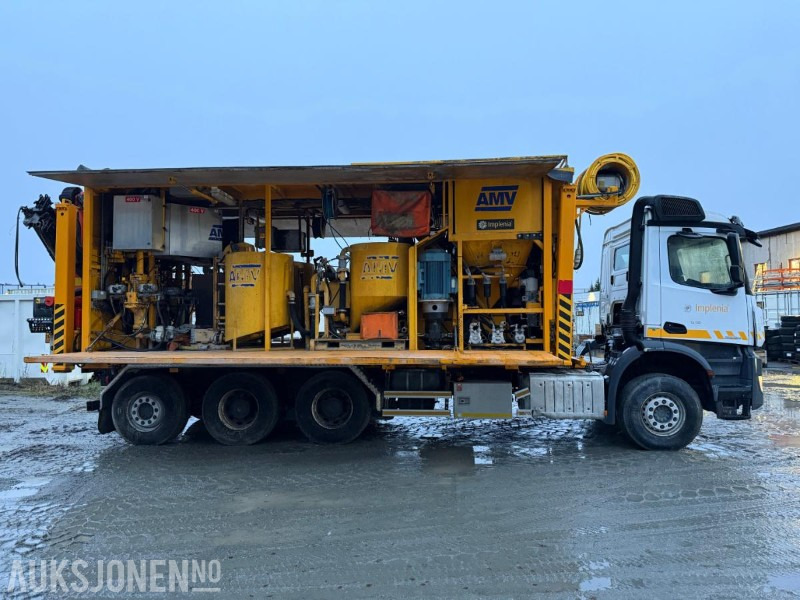 2017 Mercedes-Benz Arocs 3235 8x4, Injeksjonsrigg AMV, EURO 6, påmontert kran - Komunalno/ Posebno vozilo: slika 4 2017 Mercedes-Benz Arocs 3235 8x4, Injeksjonsrigg AMV, EURO 6, påmontert kran - Komunalno/ Posebno vozilo: slika 4