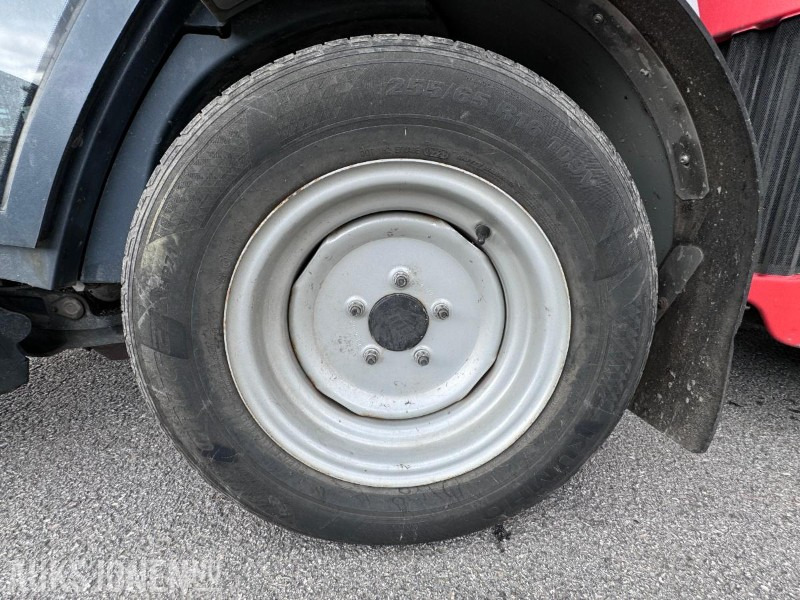 Komunalno/ Posebno vozilo 2018 Hako Citymaster 1600 - Vei, gate og gulv feiemaskin - Redskapsbærer med kosteaggregat for gang/vei og børsteaggregat for gulv: slika 17