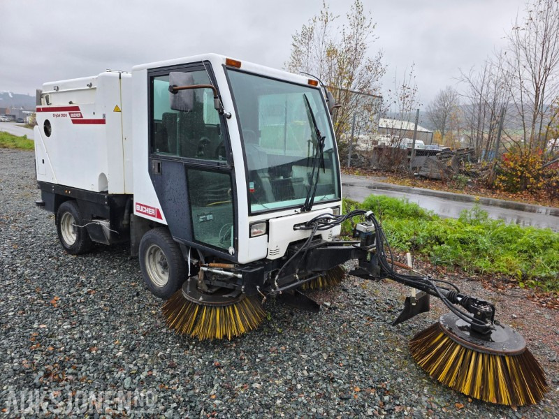 Bucher citycat 2000 feiebil reperasjonsobjekt - Komunalno/ Posebno vozilo: slika 2 Bucher citycat 2000 feiebil reperasjonsobjekt - Komunalno/ Posebno vozilo: slika 2