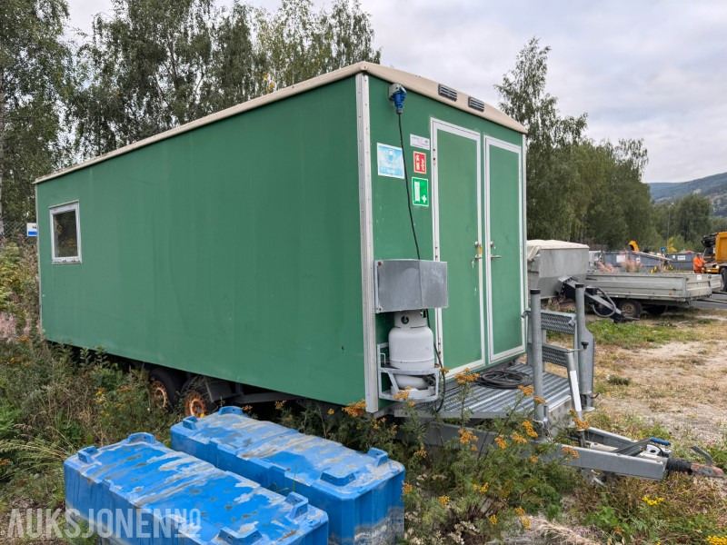 Lycksele Vagnen Mannskapsbrakke med Alde varme, toalett, garderobe og kokemuligheter - Gradbena oprema: slika 1 Lycksele Vagnen Mannskapsbrakke med Alde varme, toalett, garderobe og kokemuligheter - Gradbena oprema: slika 1