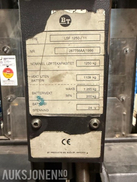 1996 BT LSF 1250/11 ELEKTRISK TRUCK - LØFTEKAPASITET 1250 KG. - Oprema za rokovanje z materiali: slika 2 1996 BT LSF 1250/11 ELEKTRISK TRUCK - LØFTEKAPASITET 1250 KG. - Oprema za rokovanje z materiali: slika 2