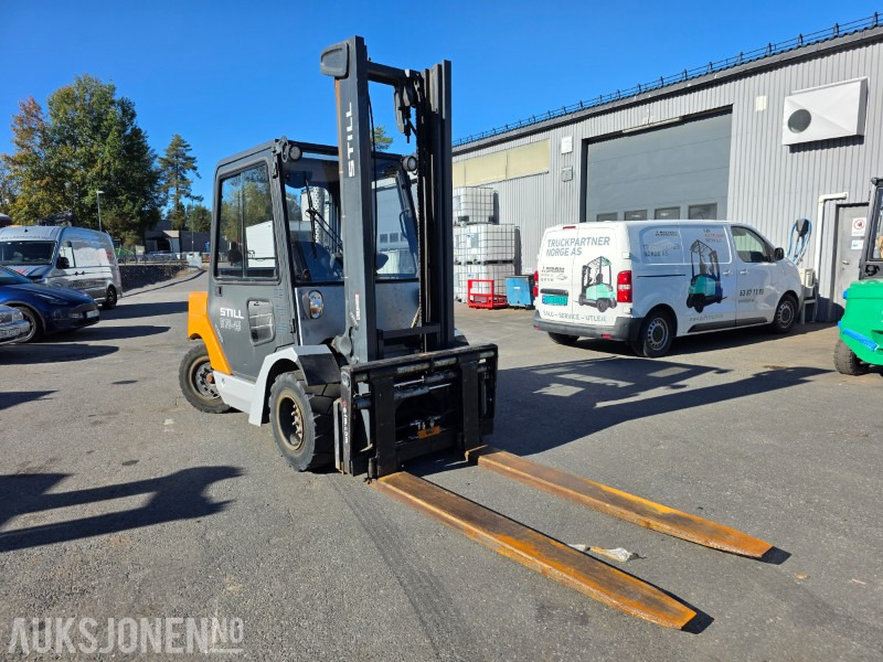 2013 Still truck R70-45 diesel hybrid technology - Oprema za rokovanje z materiali: slika 2 2013 Still truck R70-45 diesel hybrid technology - Oprema za rokovanje z materiali: slika 2