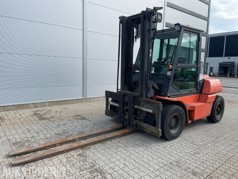Toyota Tonero 5FD70 7T - Oprema za rokovanje z materiali: slika 1 Toyota Tonero 5FD70 7T - Oprema za rokovanje z materiali: slika 1