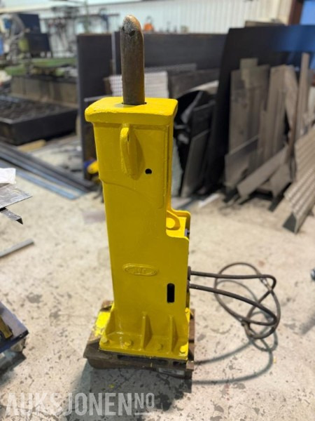 2008 JAB JB30 Pigghammer - S50 - Priključek za Gradbeni stroj: slika 2 2008 JAB JB30 Pigghammer - S50 - Priključek za Gradbeni stroj: slika 2