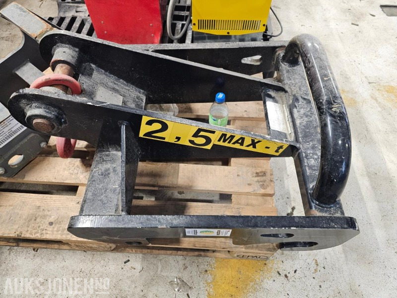 2014 Dieci BUB 2486 2.5 tonn løftekrok til teleskoptruck - Priključek za Gradbeni stroj: slika 1 2014 Dieci BUB 2486 2.5 tonn løftekrok til teleskoptruck - Priključek za Gradbeni stroj: slika 1