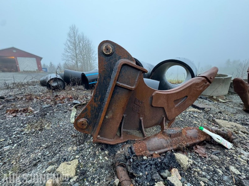 SE Equipment rippertann – S70 feste - Priključek za Gradbeni stroj: slika 1 SE Equipment rippertann – S70 feste - Priključek za Gradbeni stroj: slika 1