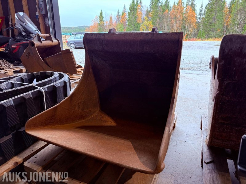 Skuffe 922 - S60 feste - Bredde 86 - Priključek za Gradbeni stroj: slika 1 Skuffe 922 - S60 feste - Bredde 86 - Priključek za Gradbeni stroj: slika 1