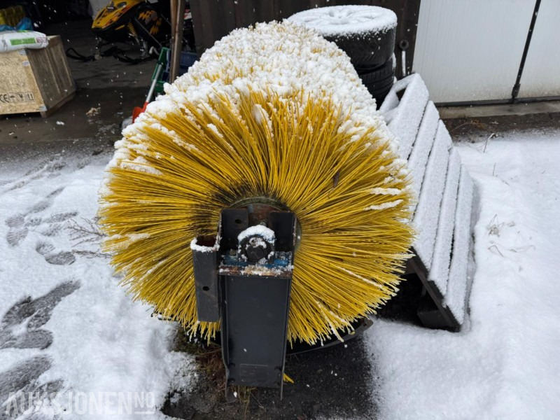 Stark hydraulisk feiekost S60 med Engcon EC-Oil - Priključek za Gradbeni stroj: slika 2 Stark hydraulisk feiekost S60 med Engcon EC-Oil - Priključek za Gradbeni stroj: slika 2