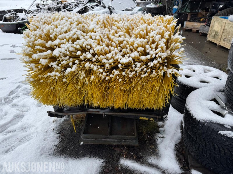 Stark hydraulisk feiekost S60 med Engcon EC-Oil - Priključek za Gradbeni stroj: slika 3 Stark hydraulisk feiekost S60 med Engcon EC-Oil - Priključek za Gradbeni stroj: slika 3