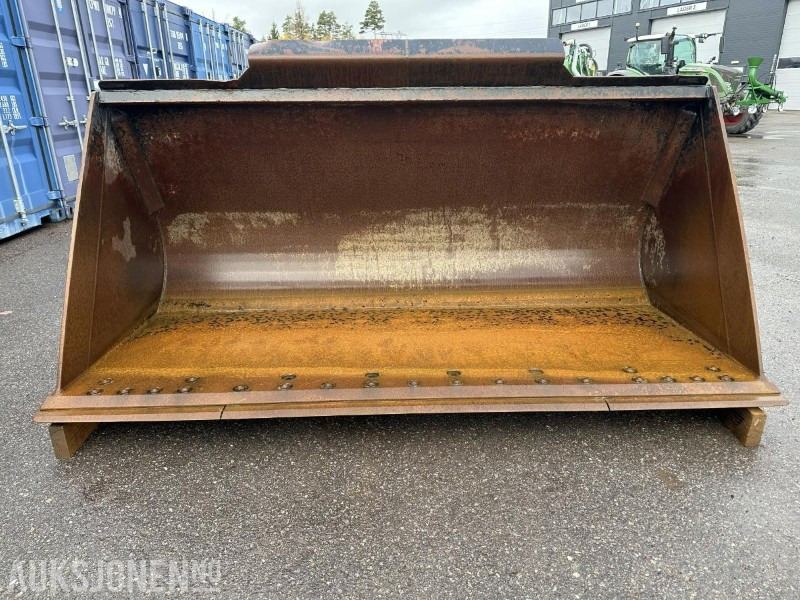 UFO Lasteskuff 2200L BM-feste - Priključek za Gradbeni stroj: slika 2 UFO Lasteskuff 2200L BM-feste - Priključek za Gradbeni stroj: slika 2