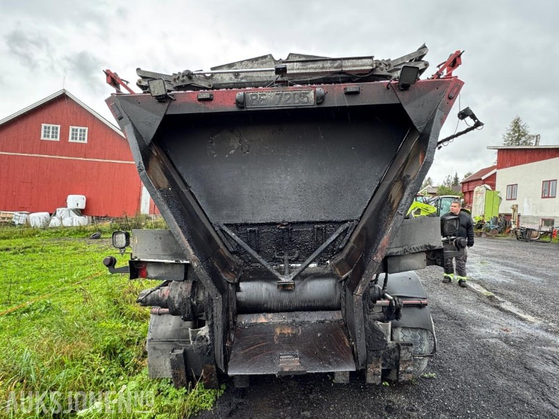 1997 R-R-Trailer asfaltsemi med transportbånd - Prikolica: slika 4 1997 R-R-Trailer asfaltsemi med transportbånd - Prikolica: slika 4