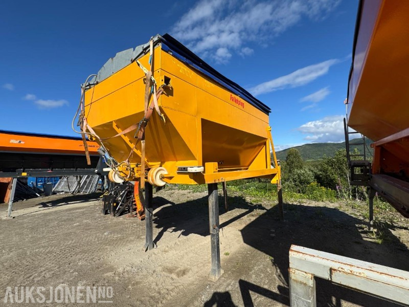2006 Falkoping C-7 fastsandpreder - Tovornjak: slika 4 2006 Falkoping C-7 fastsandpreder - Tovornjak: slika 4