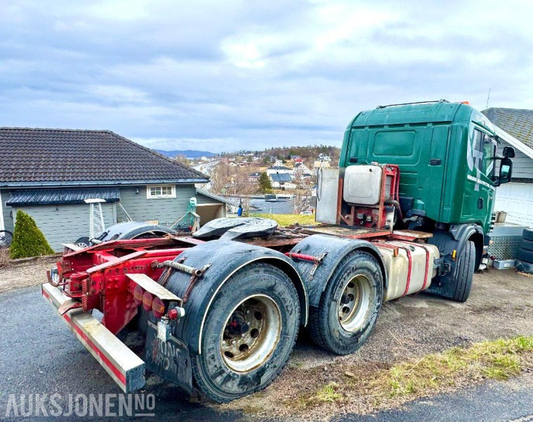 1998 Scania R144G 530 lastebil 6x4 Hydraulikk for tippsemi - Vlačilec: slika 3 1998 Scania R144G 530 lastebil 6x4 Hydraulikk for tippsemi - Vlačilec: slika 3