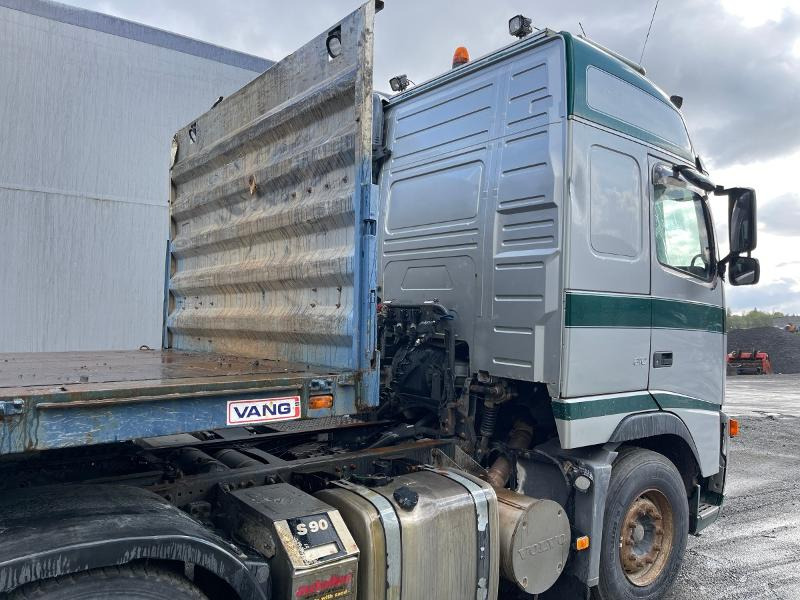 2005 Volvo FH16 6x4 Trekkvogn med Vang SHSL 1111TS maskinhenger - Vlačilec: slika 5 2005 Volvo FH16 6x4 Trekkvogn med Vang SHSL 1111TS maskinhenger - Vlačilec: slika 5