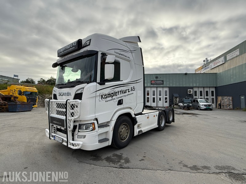 2021 Scania R-serie R590 6x2 - Vlačilec: slika 1 2021 Scania R-serie R590 6x2 - Vlačilec: slika 1