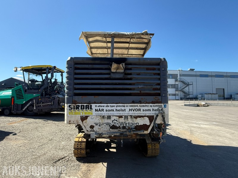 Wirtgen SP25 Glidestøpemaskin - 11688 Arbeidstimer - 118kW/158HP - Gradbena oprema: slika 5 Wirtgen SP25 Glidestøpemaskin - 11688 Arbeidstimer - 118kW/158HP - Gradbena oprema: slika 5