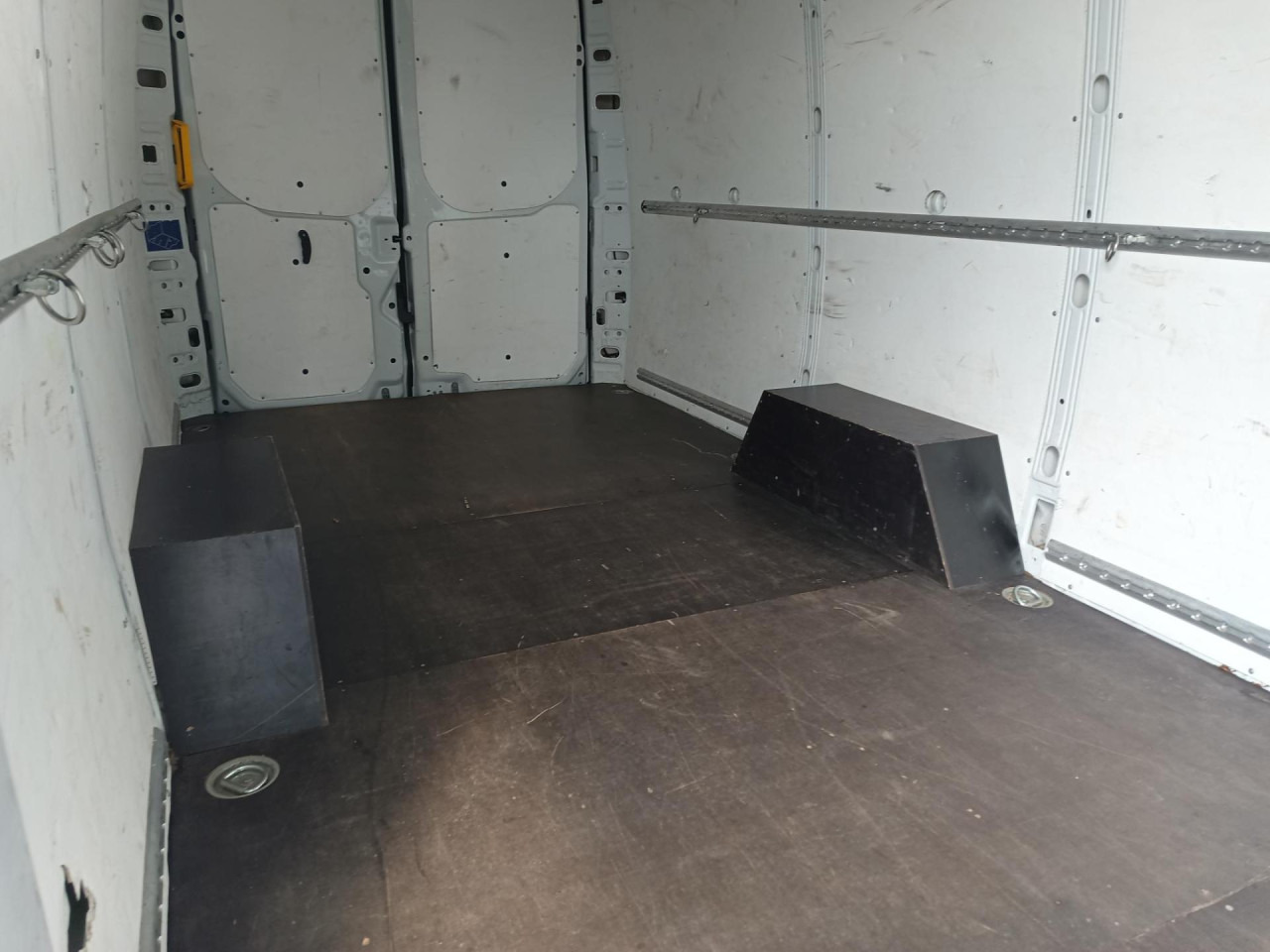 Furgon IVECO Daily 35S16A8V: slika 13