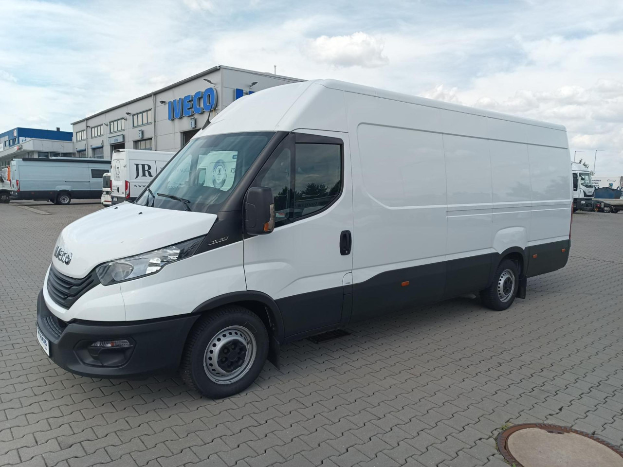 IVECO Daily 35S16V - Furgon: slika 1 IVECO Daily 35S16V - Furgon: slika 1