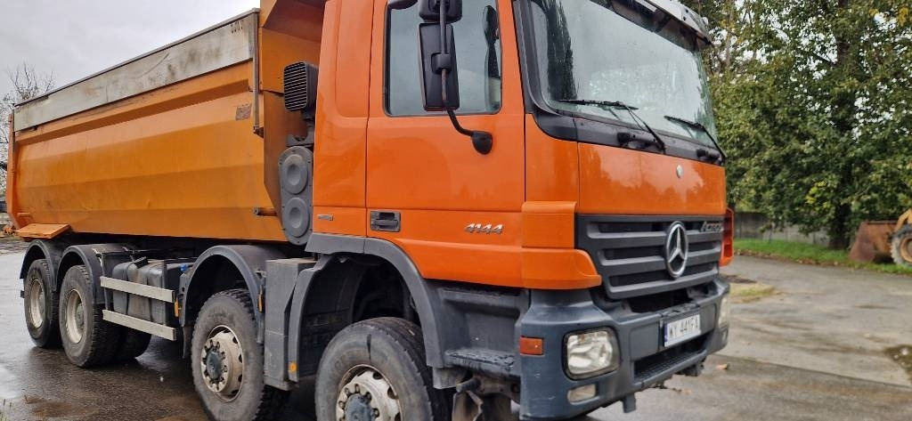 Mercedes-Benz Actros 4144 - Tovornjak prekucnik: slika 3 Mercedes-Benz Actros 4144 - Tovornjak prekucnik: slika 3