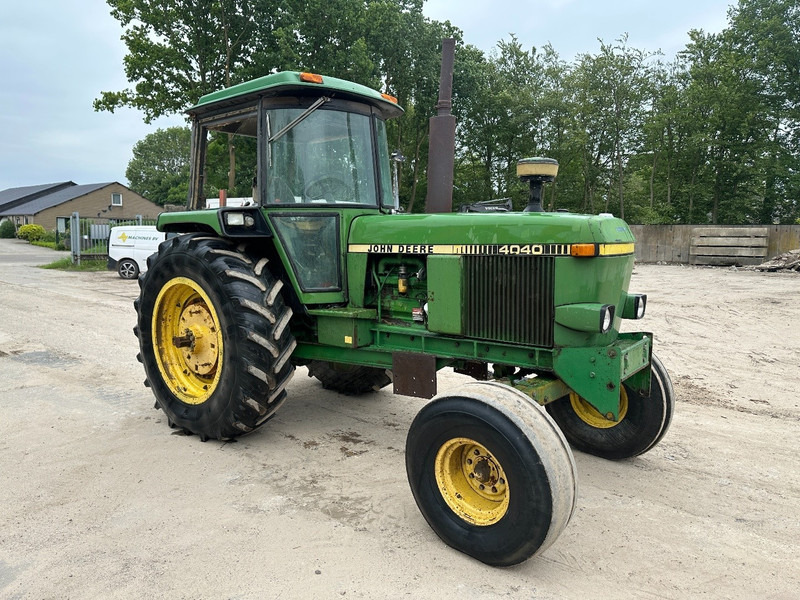 John Deere 4040 AIRCO - Traktor: slika 2 John Deere 4040 AIRCO - Traktor: slika 2
