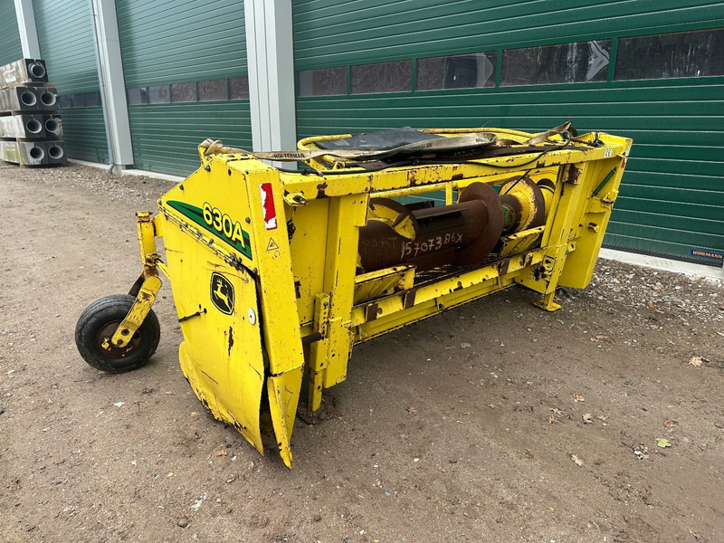 John Deere 630 A - Kombajn za krmo: slika 3 John Deere 630 A - Kombajn za krmo: slika 3