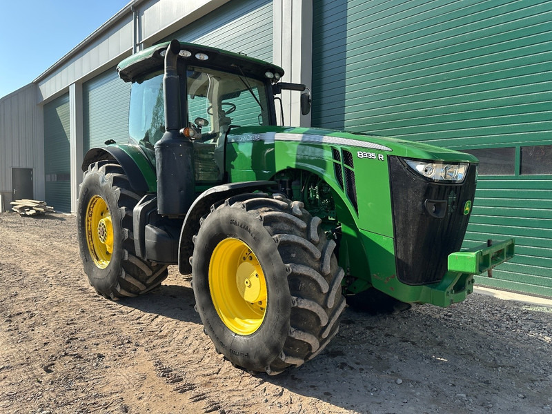 John Deere 8335 R POWERSHIFT - Traktor: slika 2 John Deere 8335 R POWERSHIFT - Traktor: slika 2