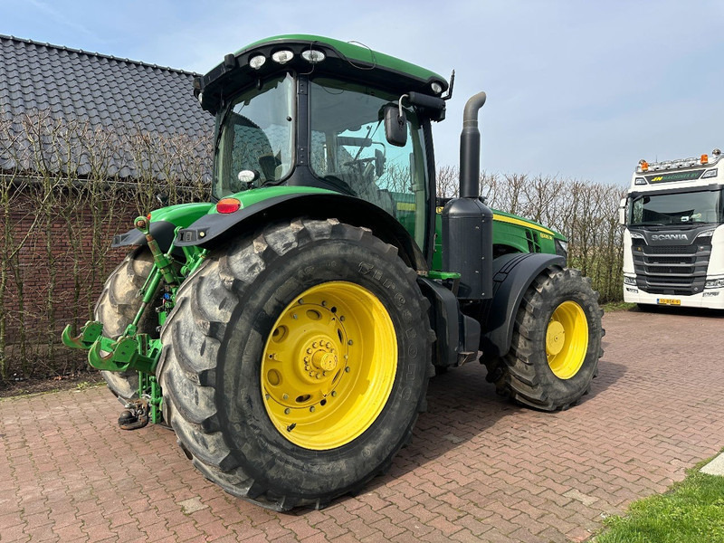 John Deere 8335R - Traktor: slika 5 John Deere 8335R - Traktor: slika 5
