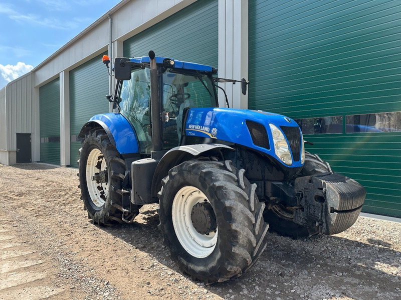 New Holland T7.235 Power Command - Traktor: slika 2 New Holland T7.235 Power Command - Traktor: slika 2