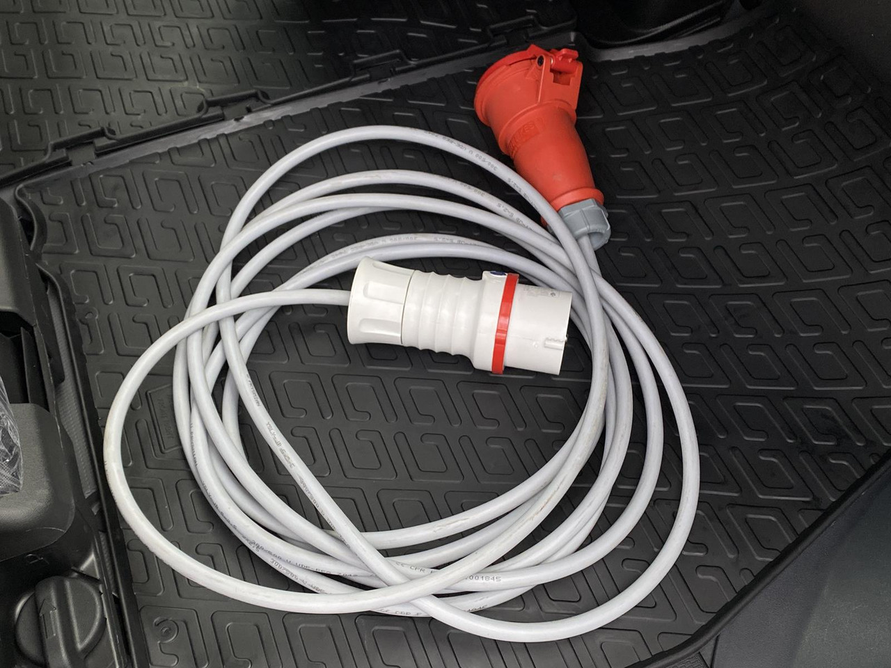 FIAT DUCATO L3H2 180PS BASE HEAVY / FRISCHDIENST + XARIOS 300 12-380V + Heizung lizing FIAT DUCATO L3H2 180PS BASE HEAVY / FRISCHDIENST + XARIOS 300 12-380V + Heizung: slika 16