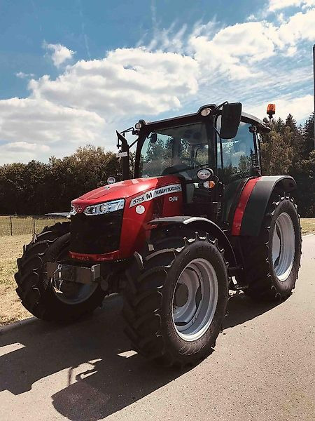 Massey Ferguson MF 5709 M Dyna-4 - Traktor: slika 1 Massey Ferguson MF 5709 M Dyna-4 - Traktor: slika 1