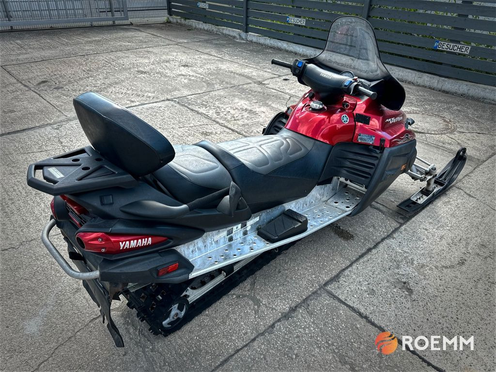 Yamaha RS Venture 1000 Snowmobile*wie neu* - Drugi stroj: slika 4 Yamaha RS Venture 1000 Snowmobile*wie neu* - Drugi stroj: slika 4