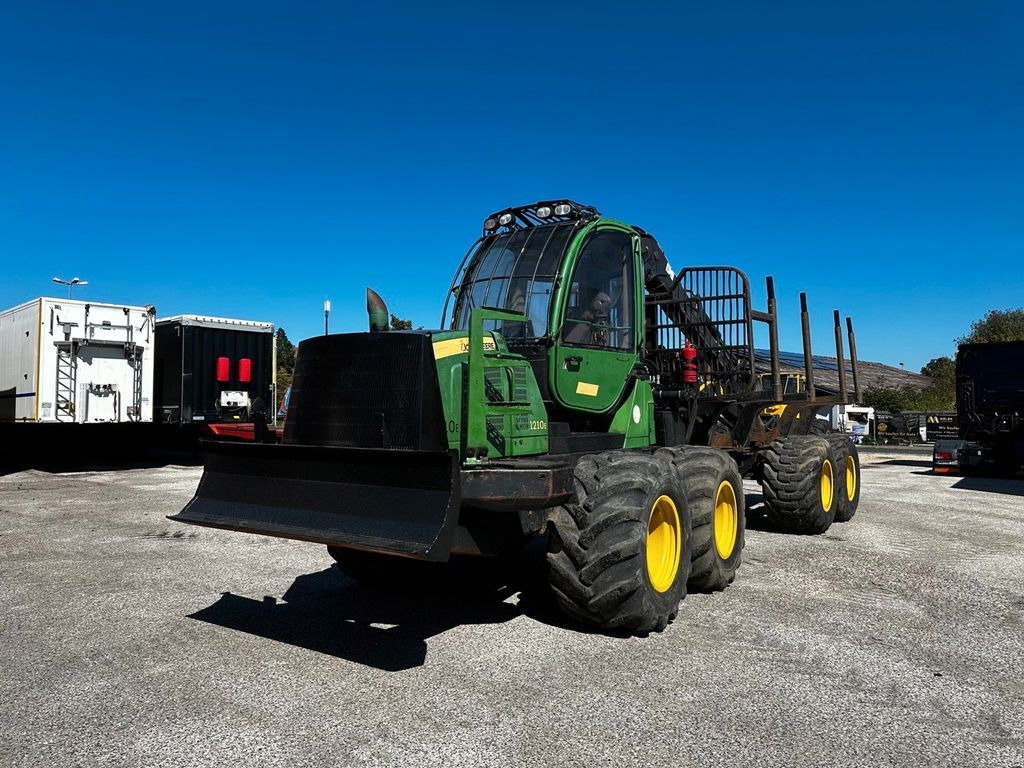 John Deere 1210E 10m CF710 KRAN - Forvarder: slika 1 John Deere 1210E 10m CF710 KRAN - Forvarder: slika 1