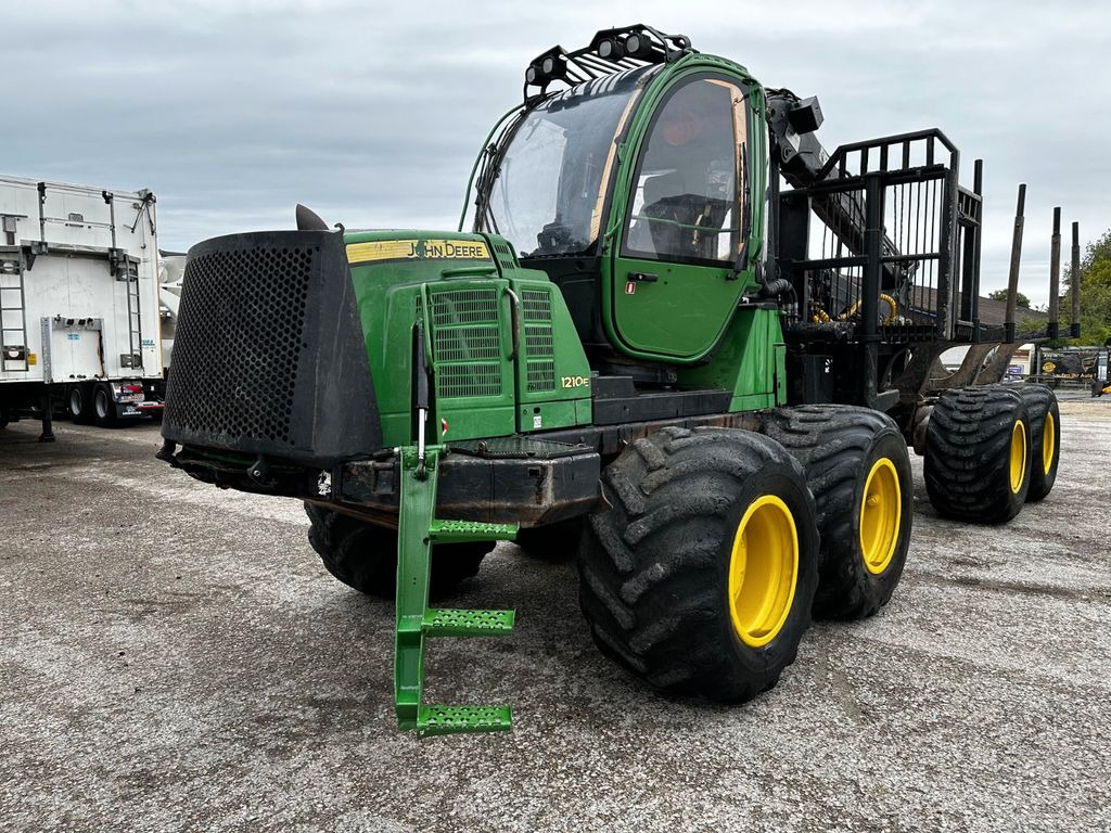 John Deere 1210E 10m CF710 KRAN - Forvarder: slika 1 John Deere 1210E 10m CF710 KRAN - Forvarder: slika 1