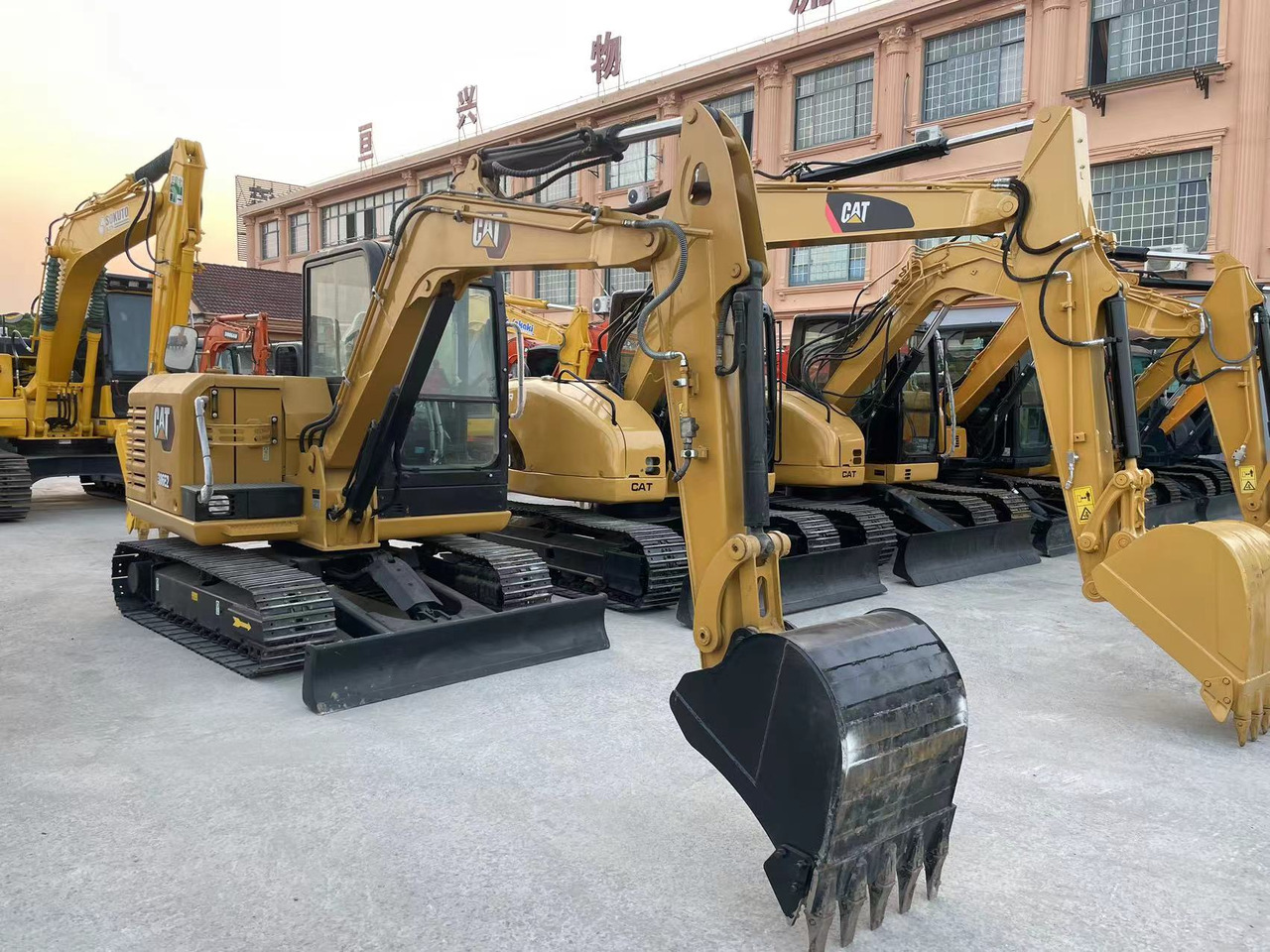 Bager goseničar Caterpillar 306 Used Excavator CAT306E 6 Ton Komatsu PC56 Doosan DX60 Hyundai 60 Sany SY60 Kubota KX183 Crawler Excavators on Hot Sale: slika 7