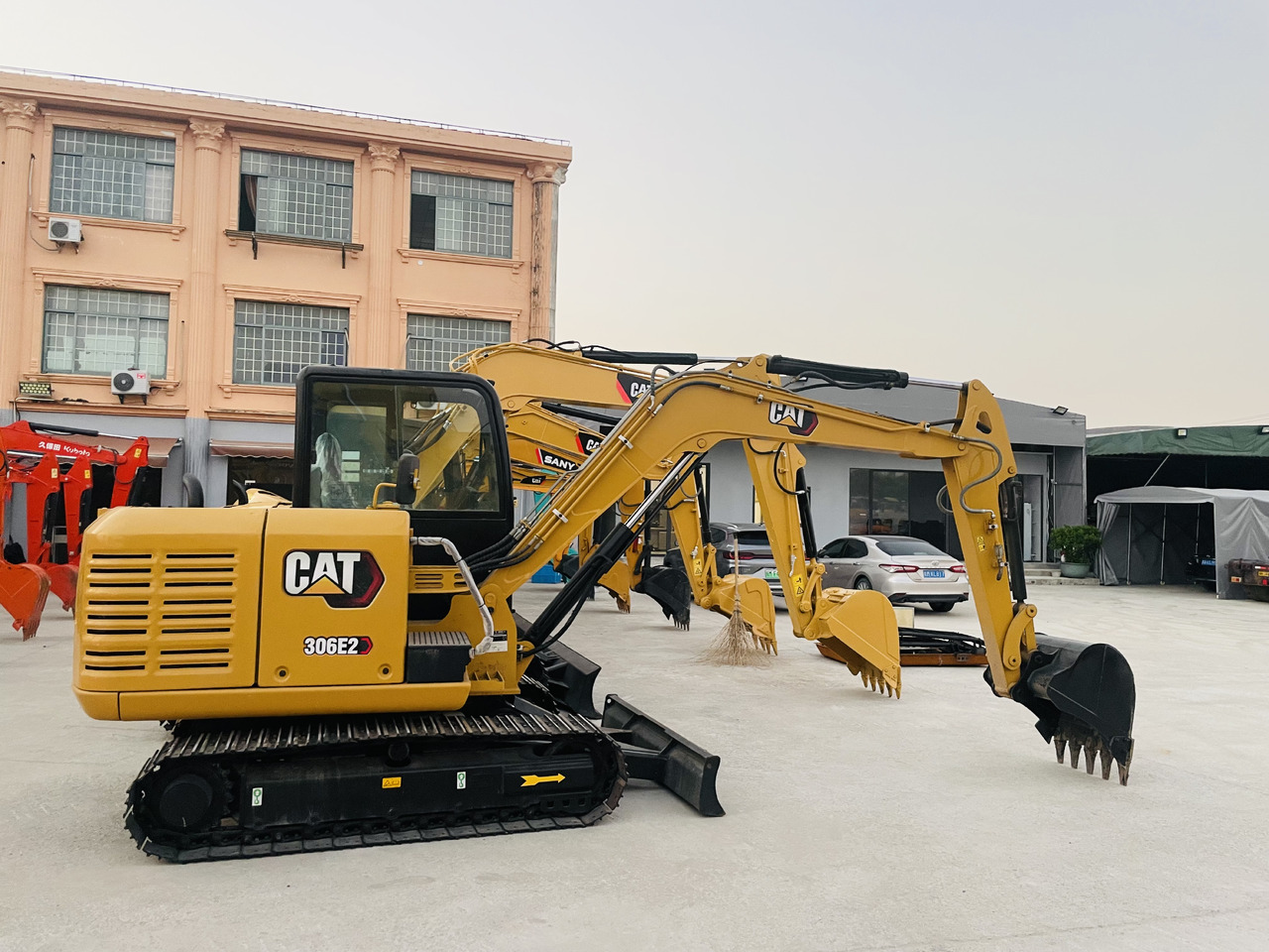 Bager goseničar Caterpillar 306 Used Excavator CAT306E 6 Ton Komatsu PC56 Doosan DX60 Hyundai 60 Sany SY60 Kubota KX183 Crawler Excavators on Hot Sale: slika 9