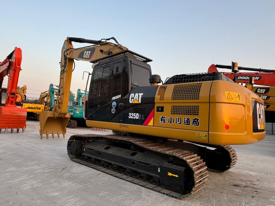 Caterpillar 325 CAT CAT 325D 325D2 330D 329D 320D 320D2 320GC - Bager goseničar: slika 2 Caterpillar 325 CAT CAT 325D 325D2 330D 329D 320D 320D2 320GC - Bager goseničar: slika 2