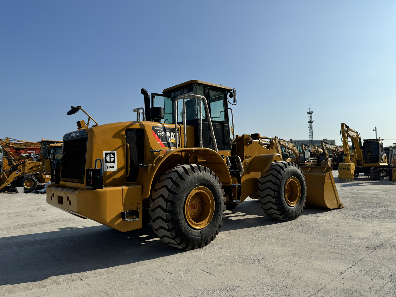 Caterpillar CAT 966 966H 966F 966G 6 Ton Used Wheel Loader and Similar Front Loaders Are Ready to Work - Kolesni nakladalec: slika 5 Caterpillar CAT 966 966H 966F 966G 6 Ton Used Wheel Loader and Similar Front Loaders Are Ready to Work - Kolesni nakladalec: slika 5