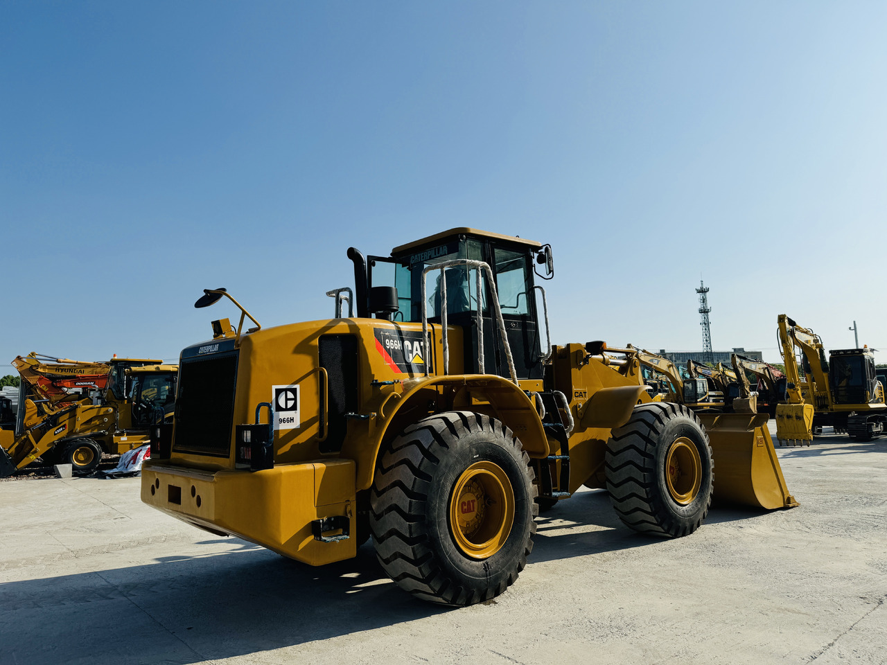 Caterpillar CAT 966 966H 966F 966G 6 Ton Wheel Loader and Similar Used Loaders 5 ton 6 Ton Are in Stock - Kolesni nakladalec: slika 5 Caterpillar CAT 966 966H 966F 966G 6 Ton Wheel Loader and Similar Used Loaders 5 ton 6 Ton Are in Stock - Kolesni nakladalec: slika 5