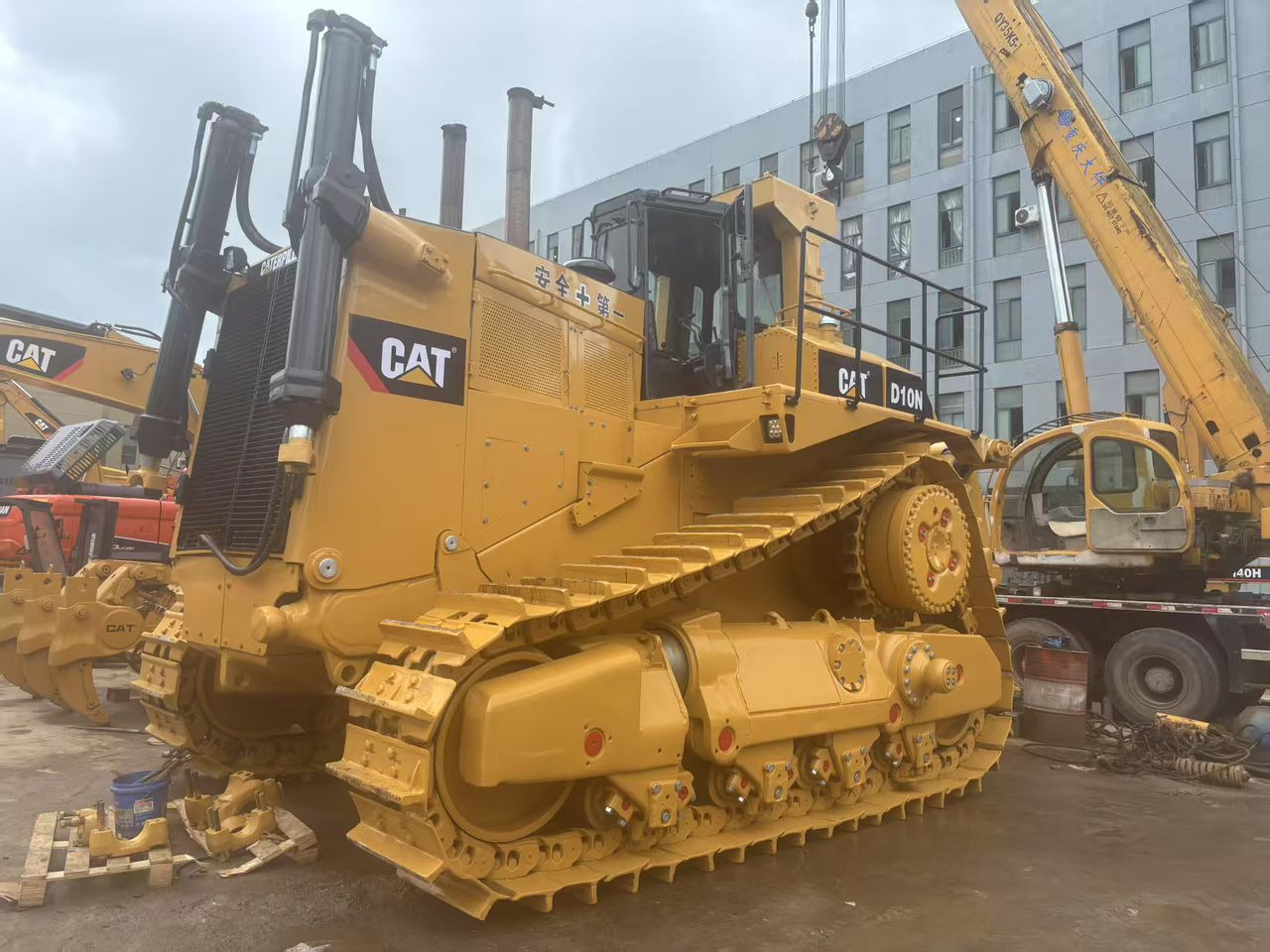 Caterpillar CAT Used Crawler Bulldozer Tractor D10N D9R D8R D8T D7R D7G D6G Dozer for Sale - Buldožer: slika 4 Caterpillar CAT Used Crawler Bulldozer Tractor D10N D9R D8R D8T D7R D7G D6G Dozer for Sale - Buldožer: slika 4