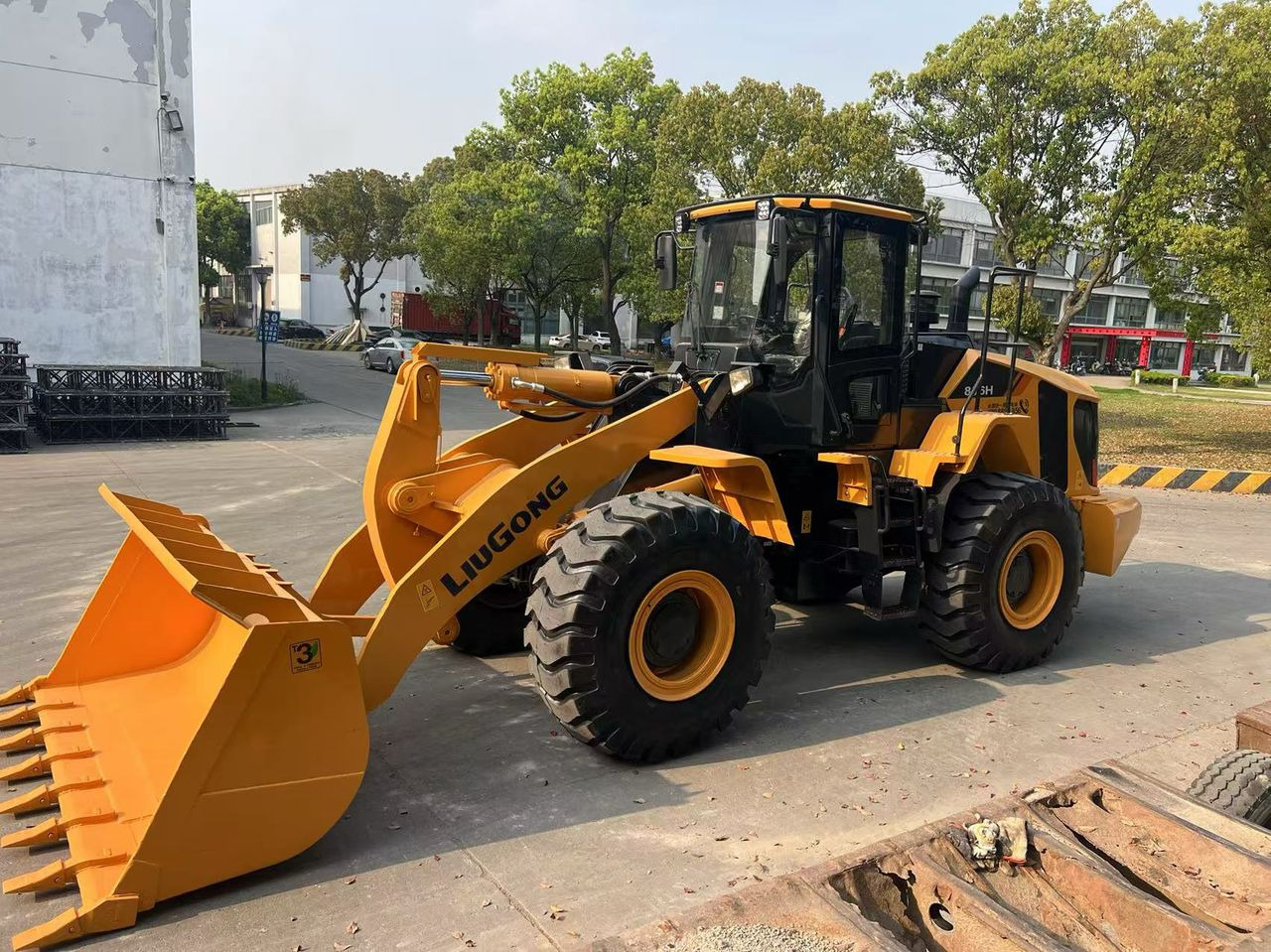 Liugong CLG 856H used wheel loader with cummins engine - Kolesni nakladalec: slika 3 Liugong CLG 856H used wheel loader with cummins engine - Kolesni nakladalec: slika 3