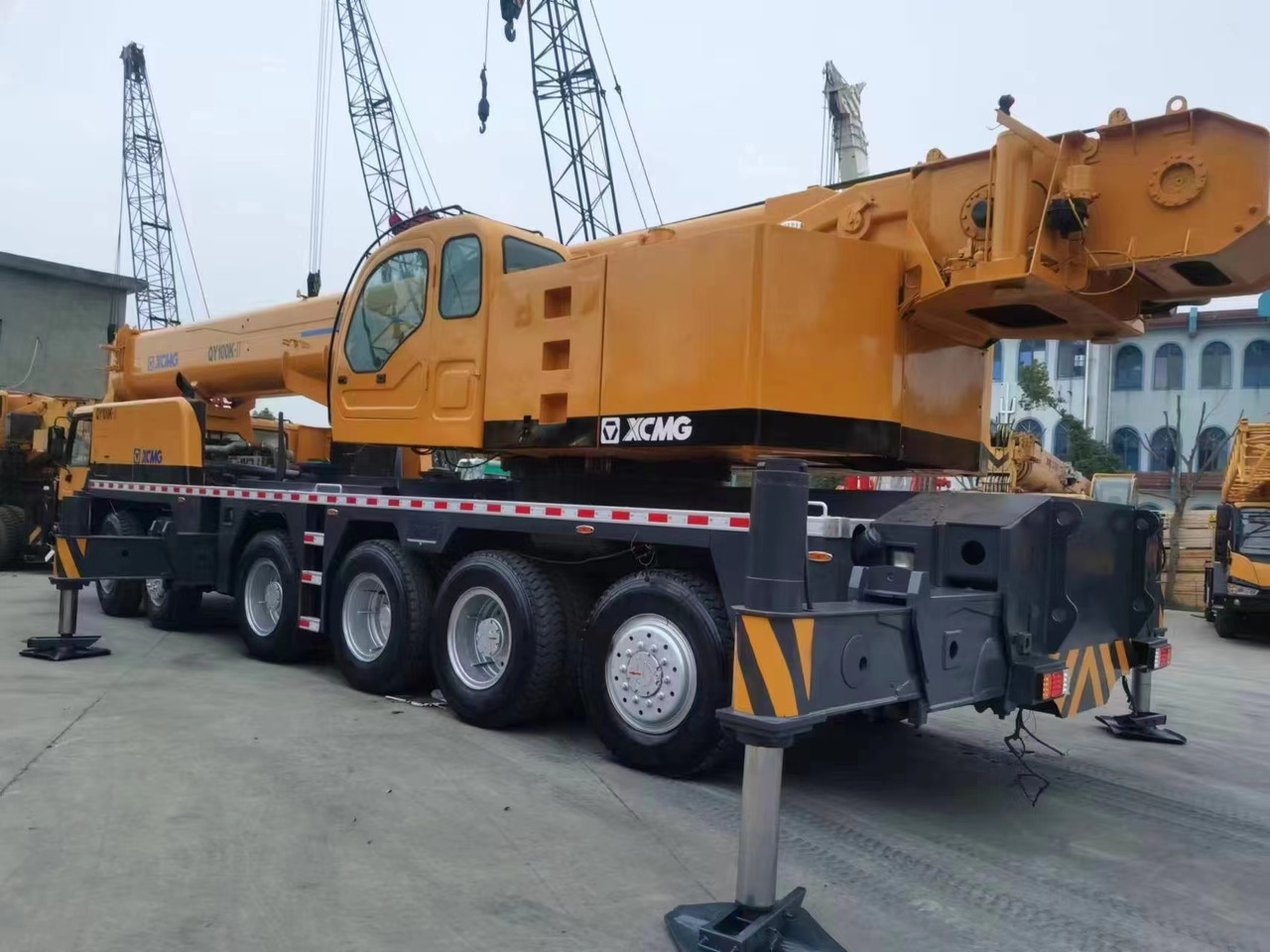 XCMG 100 Ton QY100K-II Used Truck Crane with Telescopic Boom 68M for Sale - Avtodvigalo: slika 1 XCMG 100 Ton QY100K-II Used Truck Crane with Telescopic Boom 68M for Sale - Avtodvigalo: slika 1