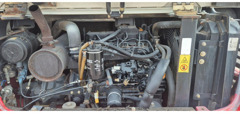 Takeuchi TB250 lizing Takeuchi TB250: slika 16