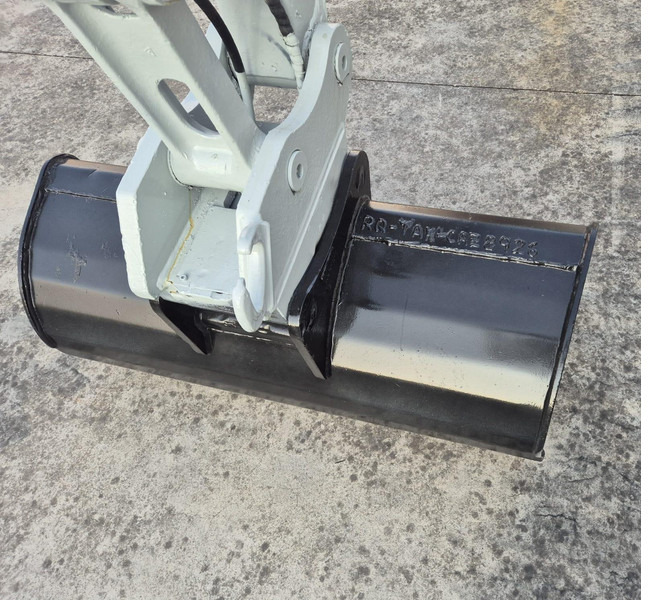 Takeuchi TB250 lizing Takeuchi TB250: slika 13