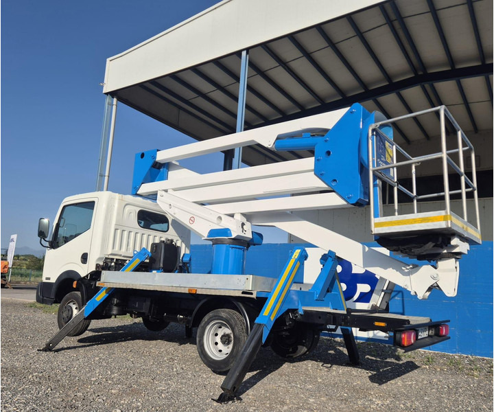 Nissan CABSTAR 35.12 SOCAGE DA320 - Tovornjak, Tovornjak z dvigalom: slika 4 Nissan CABSTAR 35.12 SOCAGE DA320 - Tovornjak, Tovornjak z dvigalom: slika 4