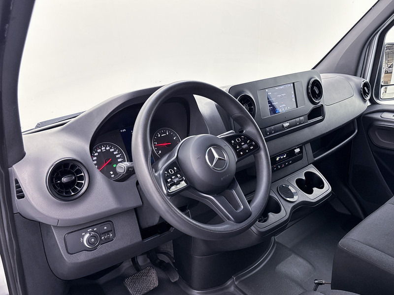 Mercedes-Benz Sprinter 314 L2H2 Inrichting Oprijplaat Navigatie Achteruitrijcamera Apple Carplay/Android Auto Automaat Geveerde stoel 220v omvormer - Furgon: slika 5 Mercedes-Benz Sprinter 314 L2H2 Inrichting Oprijplaat Navigatie Achteruitrijcamera Apple Carplay/Android Auto Automaat Geveerde stoel 220v omvormer - Furgon: slika 5